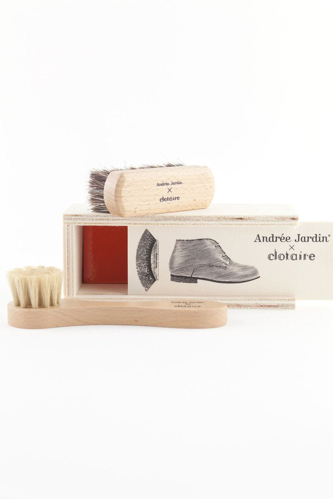 Mini Shoe Care Kit in Pencil Box