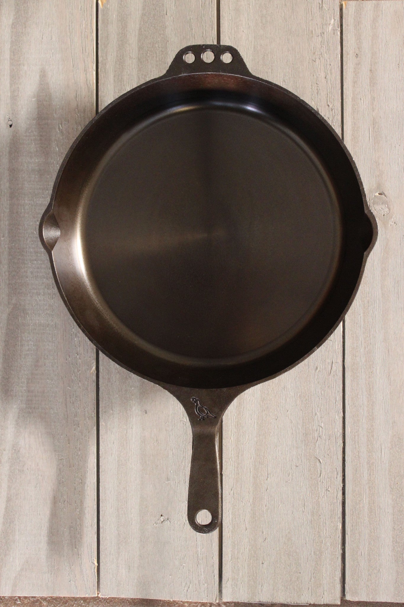 No. 12 Skillet – Smithey Ironware