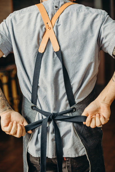 Stag Lee Apron - Chambray